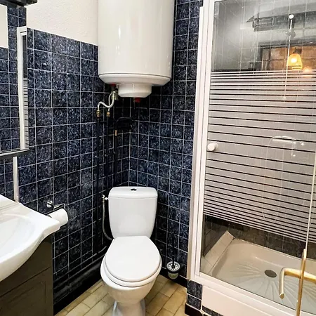 T2 Lumineux 5 Pers, Proche Plage, Parking Privé